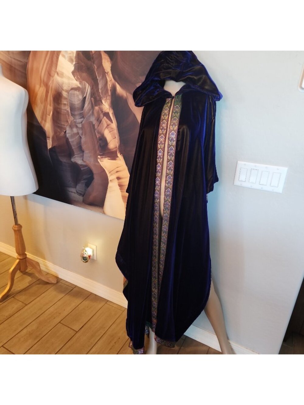 Long Velvet Hooded Cape Vintage Midieval Witch Cloak Purple Gold One Size Boho